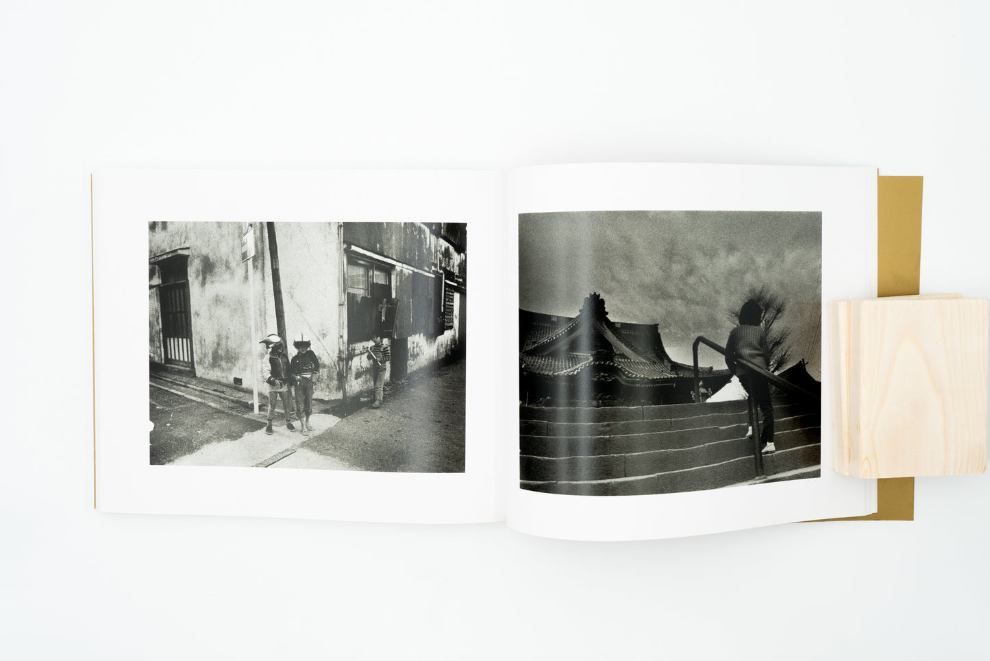 Sweet Home Yokosuka 1976-1980｜Miyako Ishiuchi