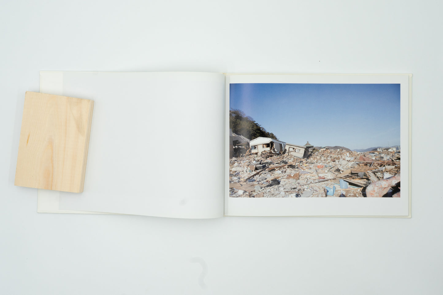 Light and Shadow｜Rinko Kawauchi