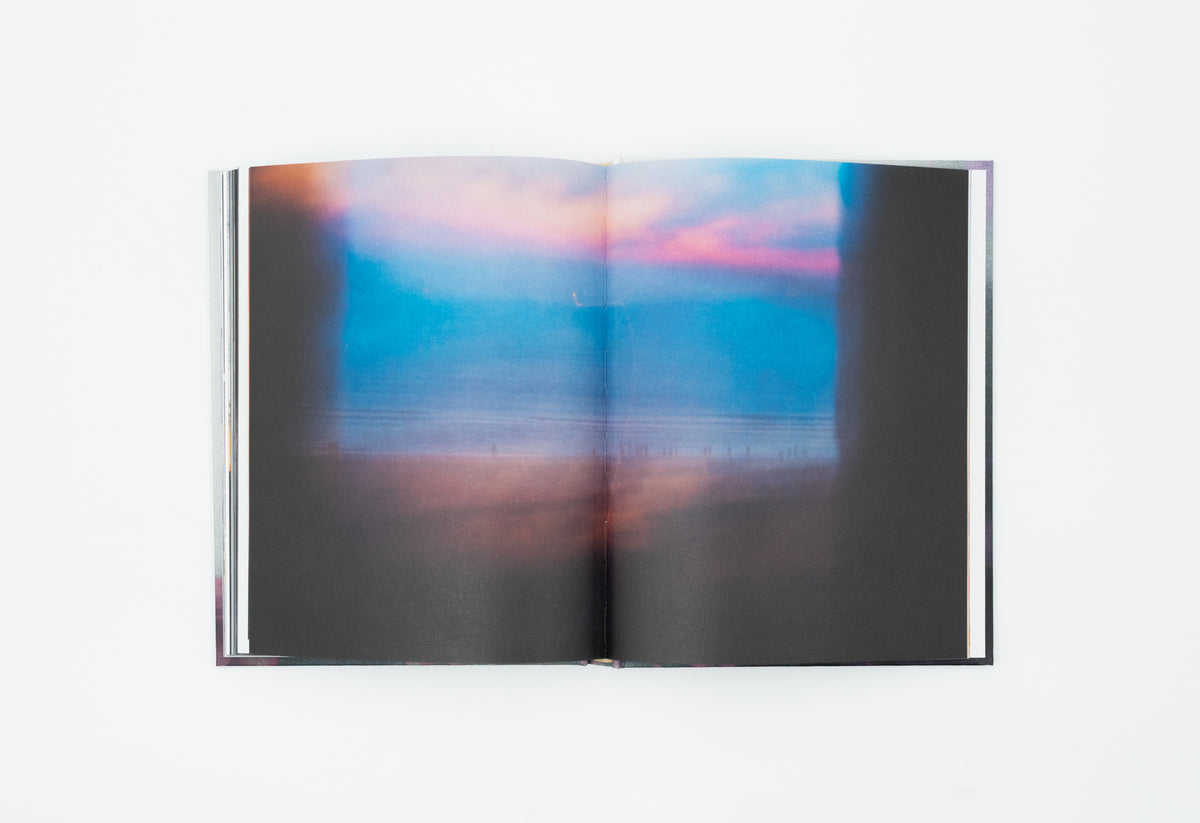 How shall we greet the sun｜Thana Faroq